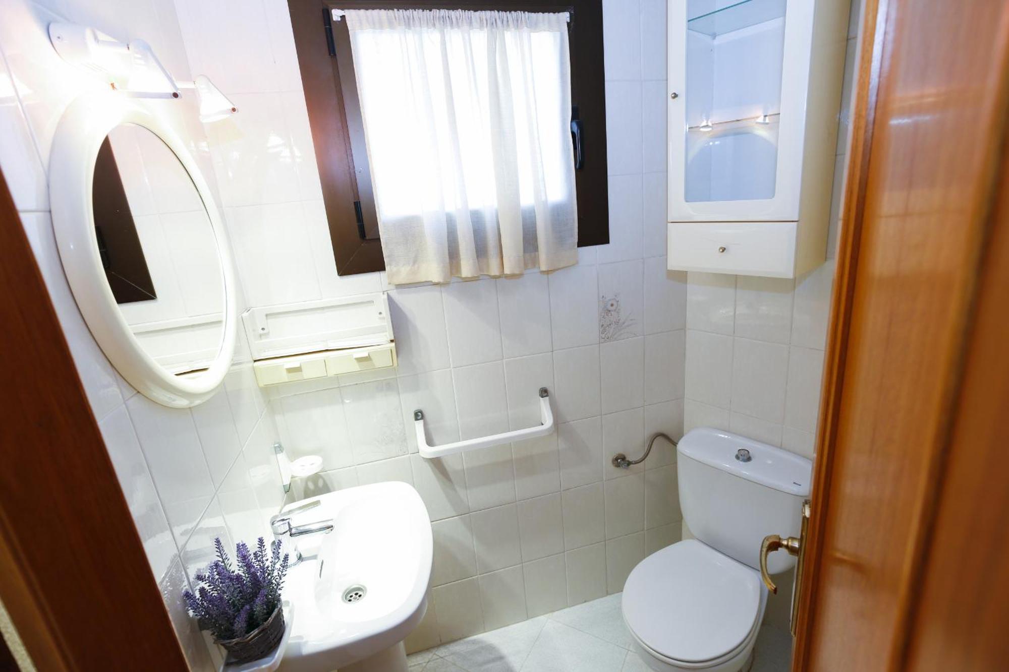 Santillana Homestay By Turismar Salou Luaran gambar