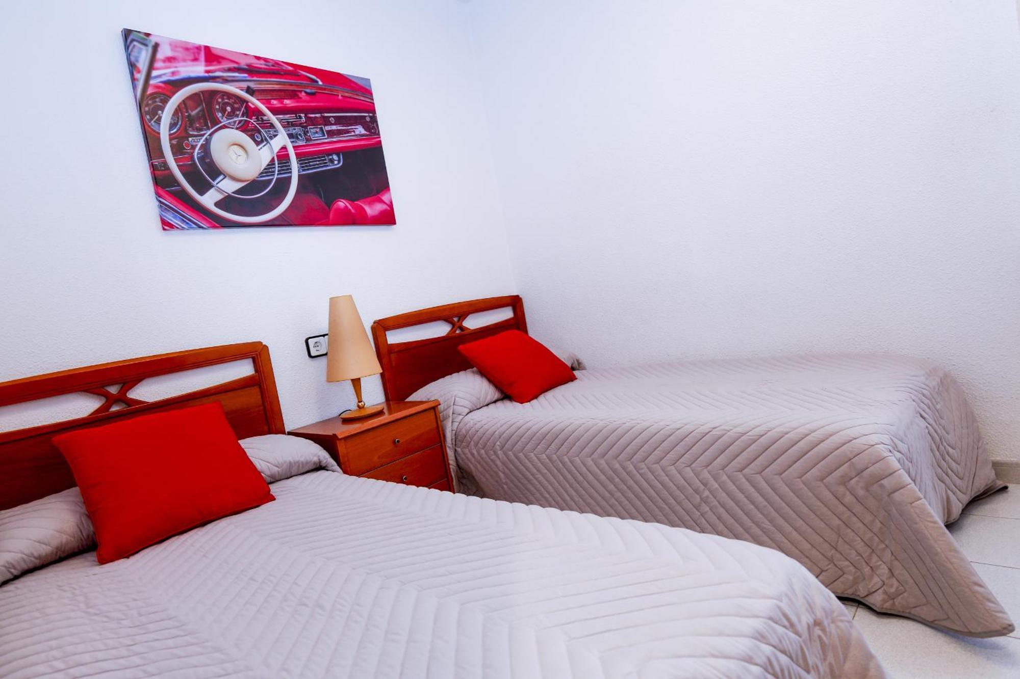 Santillana Homestay By Turismar Salou Luaran gambar